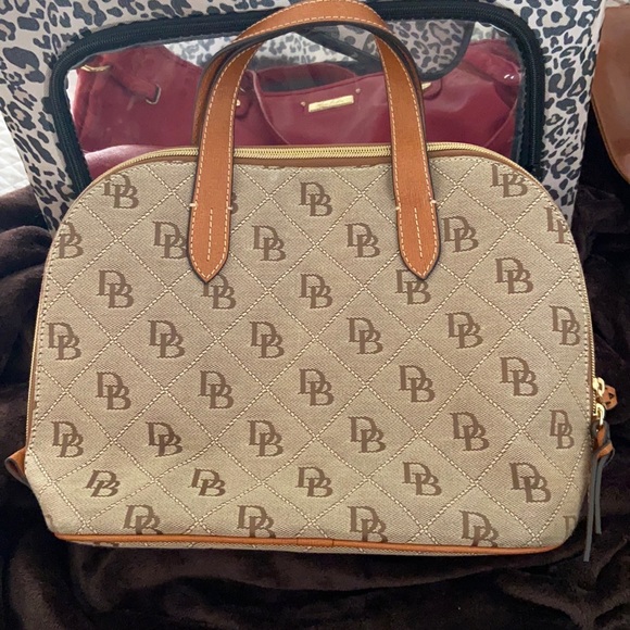 Dooney & Burke satchel purse - Picture 3 of 4